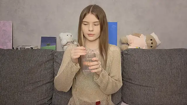 CarolinePepper online show from 22, 5, 2026