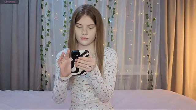 CarolinePepper online show from 20, 3, 2026