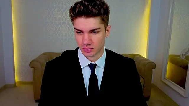 MaxKaiden online show from 24, 5, 2026