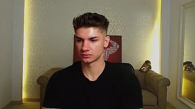 MaxKaiden online show from 21, 9, 2025