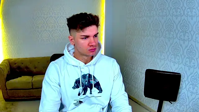 MaxKaiden online show from 1, 3, 2026