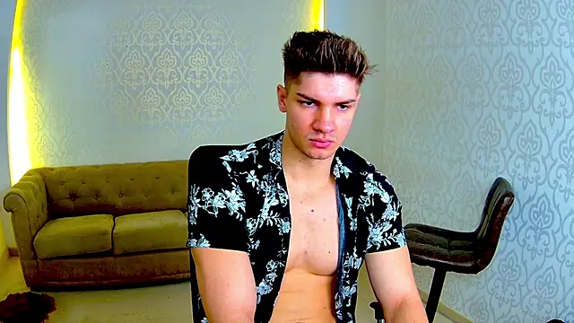 MaxKaiden online show from 20, 2, 2026