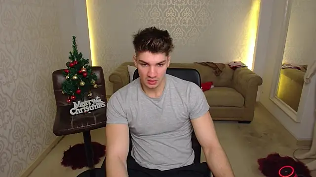 MaxKaiden online show from 19, 12, 2025