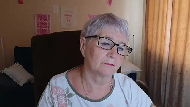 Sandra Snowflake online show from 26, 5, 2026