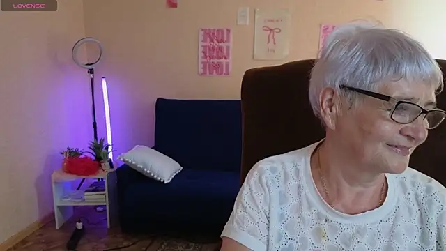Sandra Snowflake online show from 11, 6, 2026