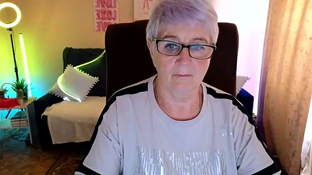 Sandra Snowflake online show from 17, 6, 2026
