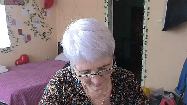 Sandra Snowflake online show from 5, 6, 2026