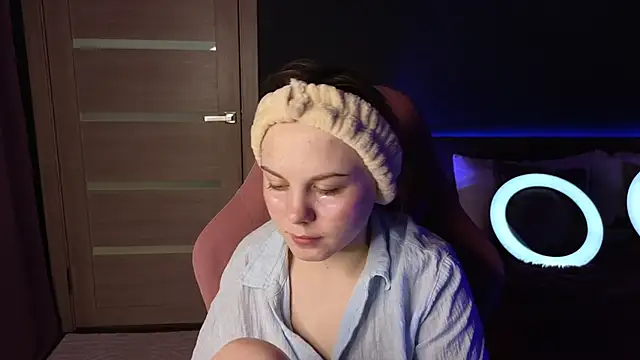 Dyna bae online show from 7, 10, 2025