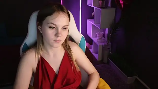 Dyna bae online show from 8, 3, 2025