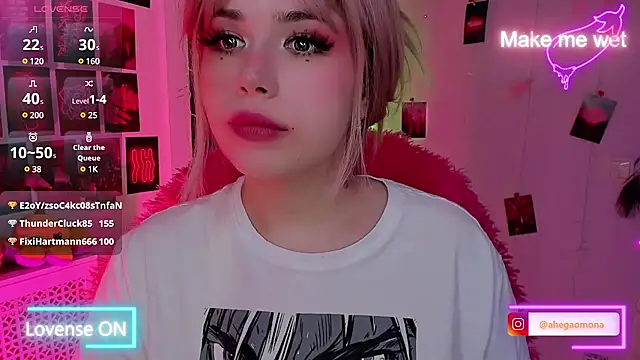 Sparkle Mona online show from 4, 3, 2025