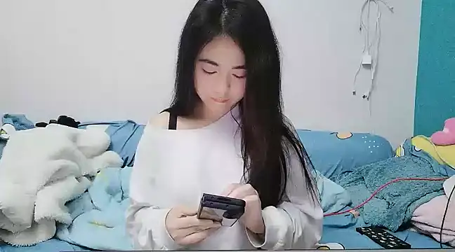 Snapshot of Lucy-xixi chatting on 4, 3, 2025 Lucy-xixi online show from 4, 3, 2025