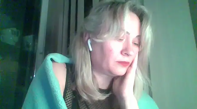 Snapshot of Mary888x chatting on 18, 2, 2025 Mary888x online show from 18, 2, 2025