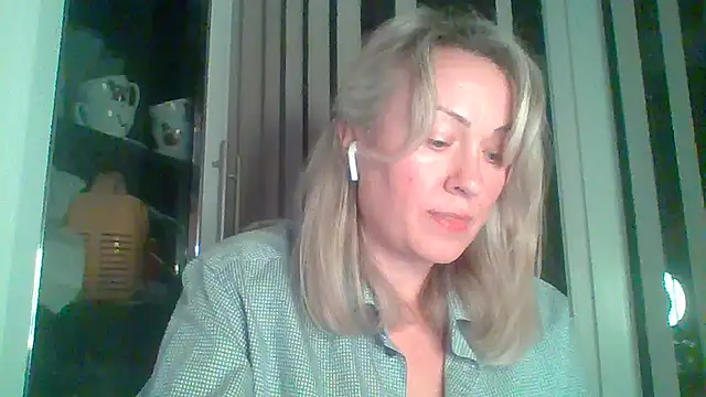 Snapshot of Mary888x chatting on 25, 2, 2025 Mary888x online show from 25, 2, 2025
