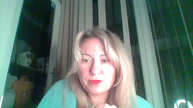 Snapshot of Mary888x chatting on 17, 2, 2025 Mary888x online show from 17, 2, 2025