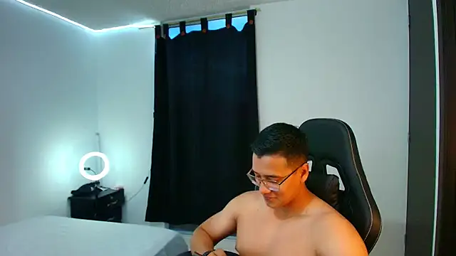 Yeicolevit online show from 21, 9, 2025