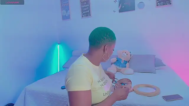 DashaSousaa online show from 10, 3, 2025