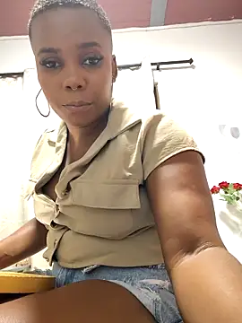 DashaSousaa online show from 21, 10, 2025