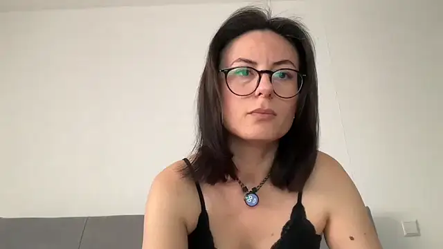 AvaFlowers6 online show from 10, 3, 2025