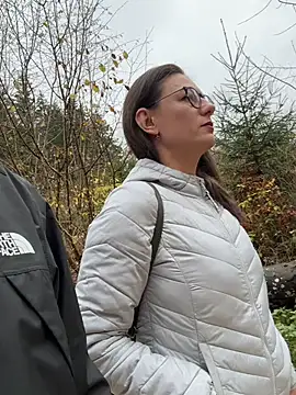 AvaFlowers6 online show from 9, 11, 2025