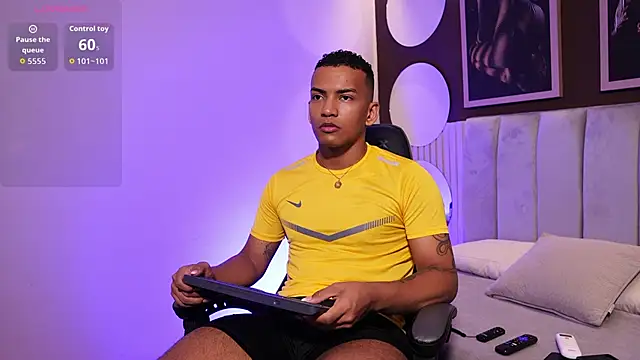 Rafa2004Cruz online show from 30, 4, 2026