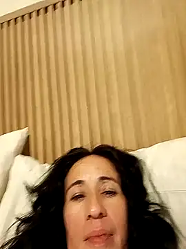 Coeur de luxure online show from 3, 3, 2025