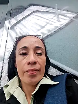 Coeur de luxure online show from 3, 10, 2025