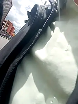 Coeur de luxure online show from 8, 10, 2025