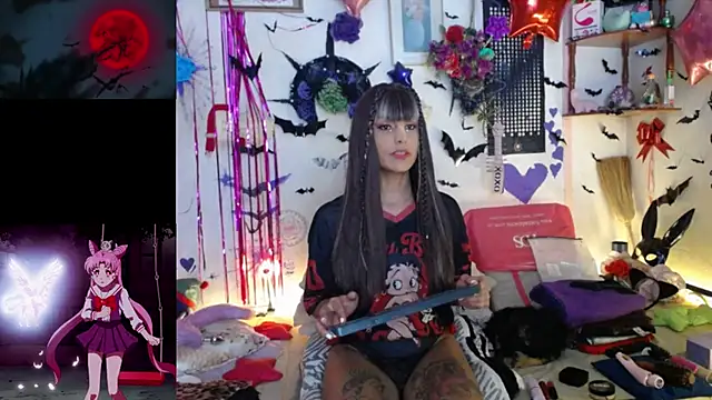 Snapshot of purplekattlyn chatting on 11, 6, 2026 purplekattlyn online show from 11, 6, 2026