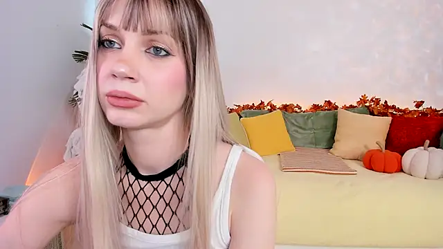 Snapshot of angel_claire chatting on 1, 11, 2025 angel claire online show from 1, 11, 2025