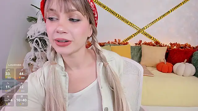 Snapshot of angel_claire chatting on 27, 10, 2025 angel claire online show from 27, 10, 2025