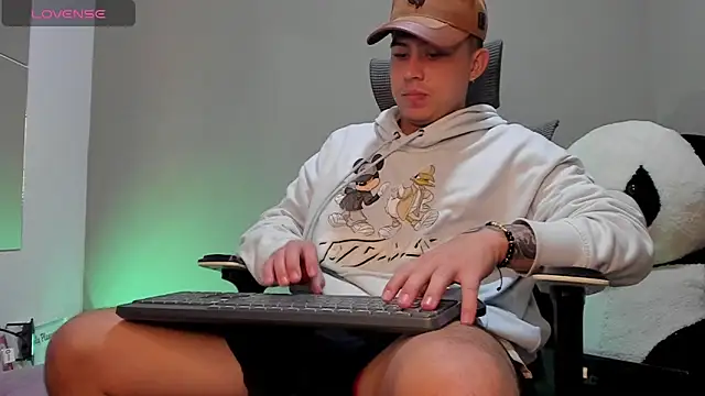 mattiwsmorris  online show from 23, 10, 2025