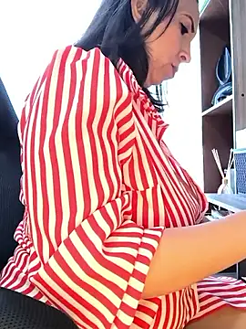 Mrsvictoriaaa online show from 7, 3, 2026