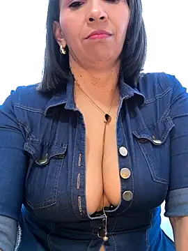 Mrsvictoriaaa online show from 14, 9, 2025