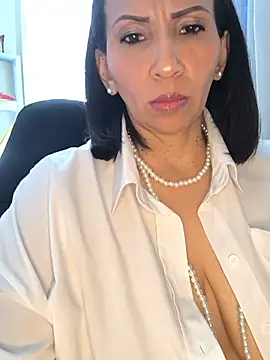 Snapshot of Mrsvictoriaaa chatting on 4, 7, 2026 Mrsvictoriaaa online show from 4, 7, 2026