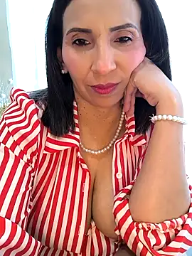 Mrsvictoriaaa online show from 28, 11, 2025