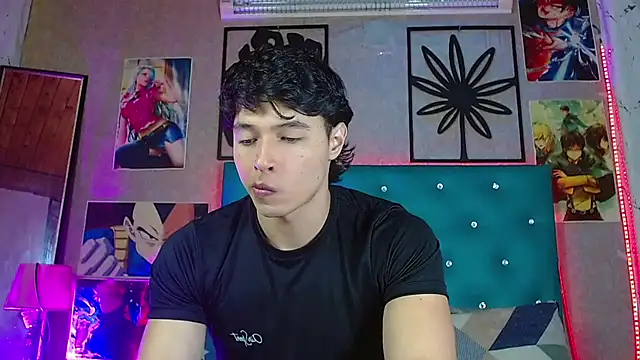 Snapshot of LiamAndrewzz chatting on 18, 7, 2026 LiamAndrewzz online show from 18, 7, 2026