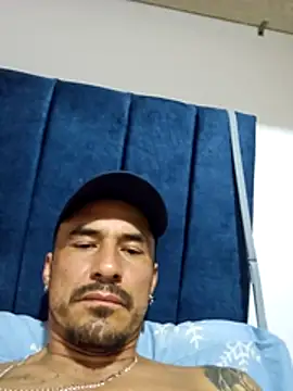 Snapshot of Iuver chatting on 13, 2, 2026 Iuver online show from 13, 2, 2026