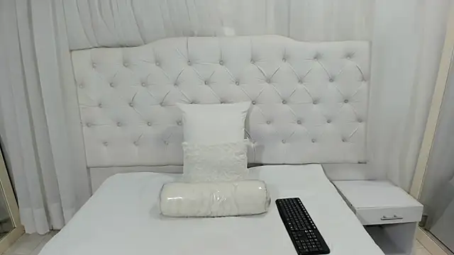 frank jhonsson online show from 28, 11, 2025