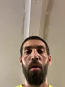 Snapshot of QueenM3 chatting on 2, 10, 2025 QueenM3 online show from 2, 10, 2025