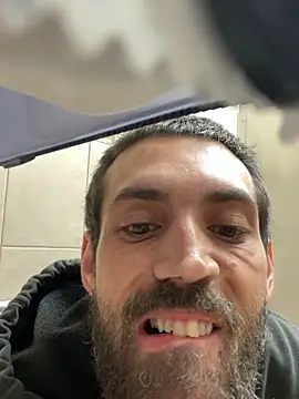 Snapshot of QueenM3 chatting on 10, 10, 2025 QueenM3 online show from 10, 10, 2025