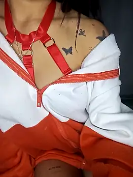 Snapshot of ElaRuil69 chatting on 1, 3, 2025 ElaRuil69 online show from 1, 3, 2025