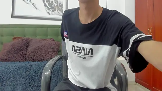 Snapshot of Johann_sex chatting on 17, 2, 2026 Johann sex online show from 17, 2, 2026