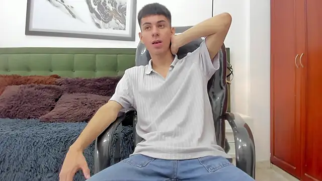 Snapshot of Johann_sex chatting on 19, 2, 2026 Johann sex online show from 19, 2, 2026