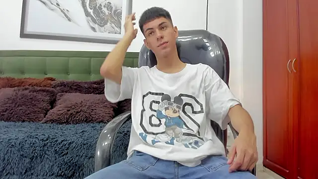 Snapshot of Johann_sex chatting on 18, 2, 2026 Johann sex online show from 18, 2, 2026