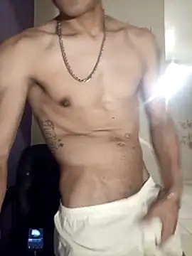 LeonRoots online show from 4, 2, 2026