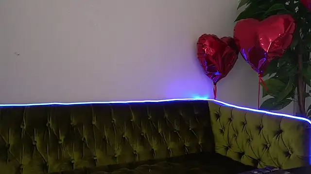 PaigePrado online show from 5, 3, 2025