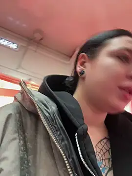 AlishaPrettyBlade online show from 26, 3, 2026