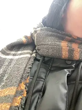 AlishaPrettyBlade online show from 7, 3, 2025