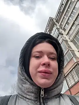 AlishaPrettyBlade online show from 19, 3, 2026