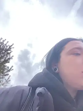 AlishaPrettyBlade online show from 18, 3, 2025